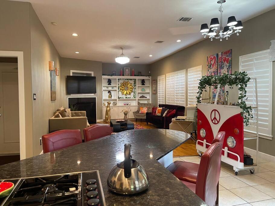 יוסטון Wanderlust Villa Near Galleria Mall מראה חיצוני תמונה
